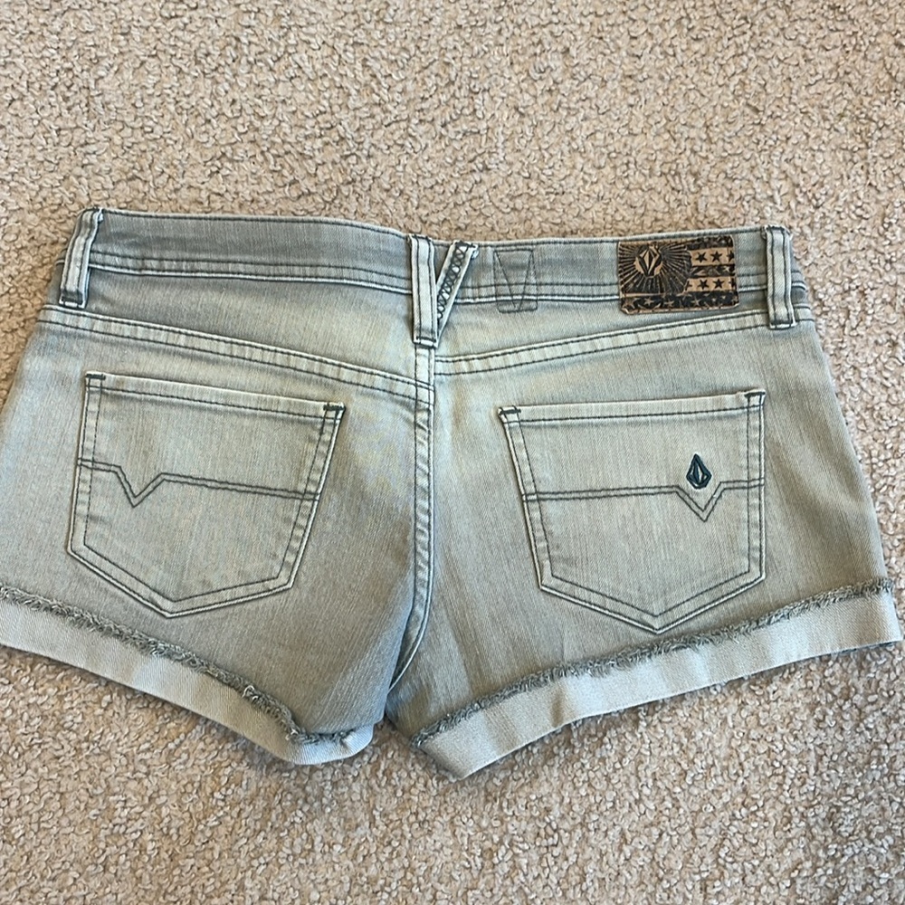 SOLD - Picture 3 of 4